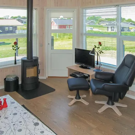 Pet Friendly In With Sauna Semesterbostad