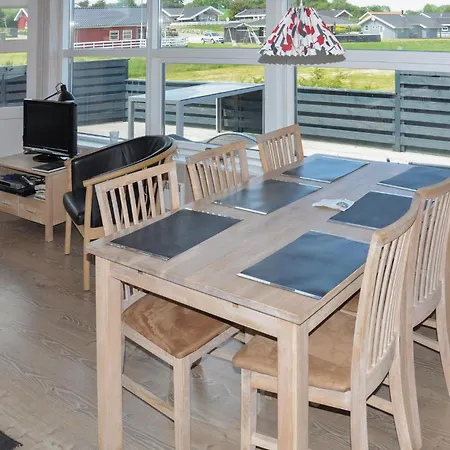 Holiday home Pet Friendly In With Sauna *